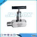 High performance stainless steel metering valve